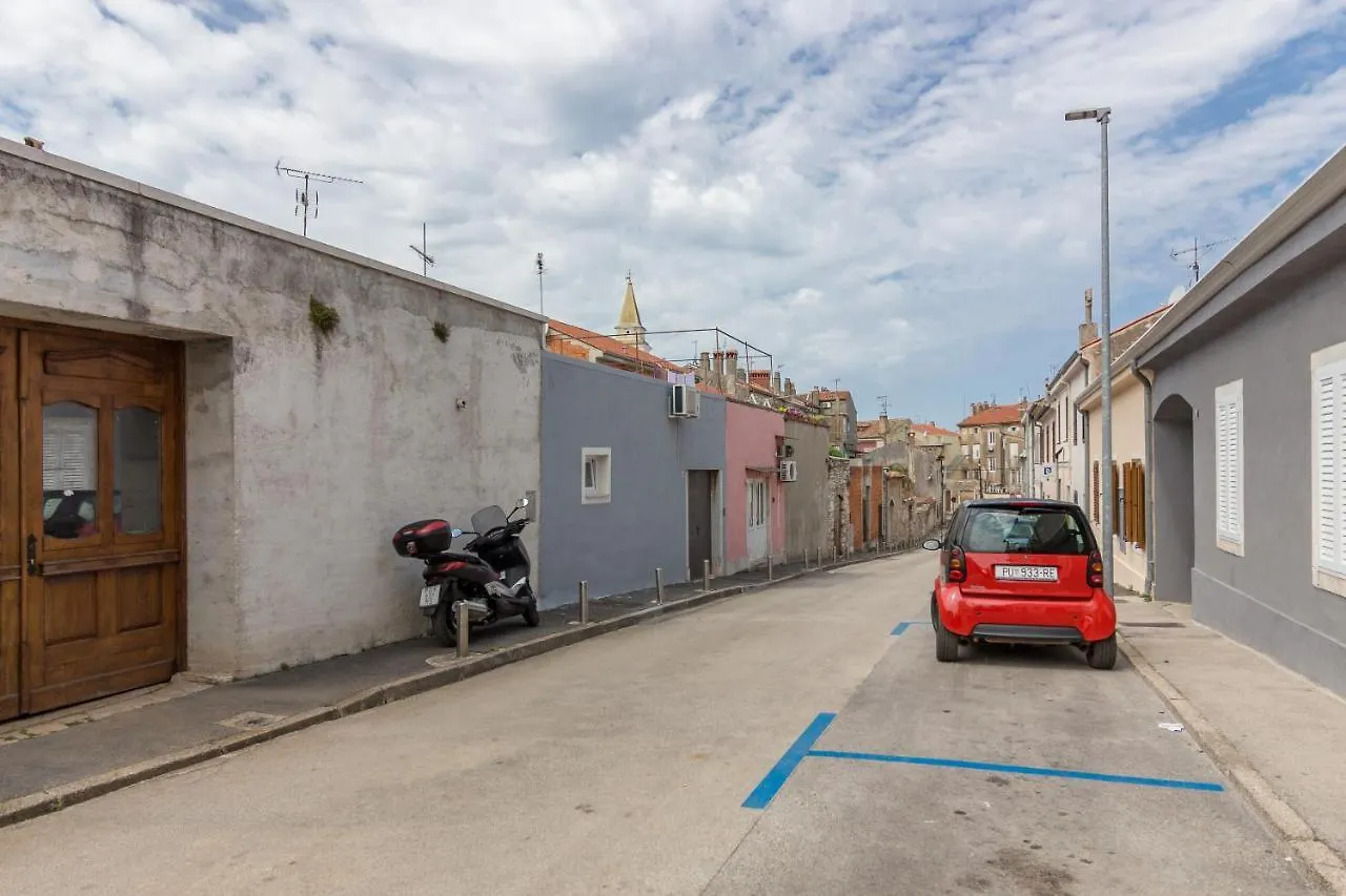 Apartment Box Porec